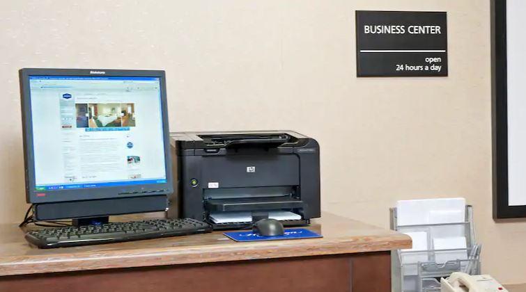 Hampton Inn Janesville Ngoại thất bức ảnh